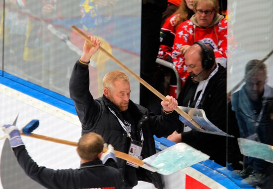 Replacing broken glass