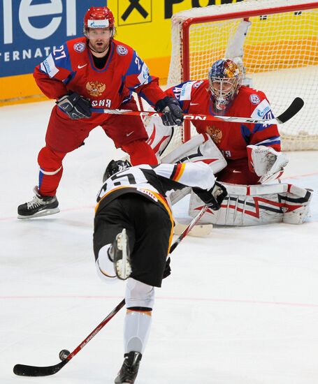 2010 Ice Hockey World Championship: Russia vs. Germany