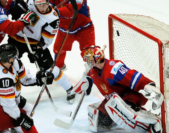2010 Ice Hockey World Championship: Russia vs. Germany