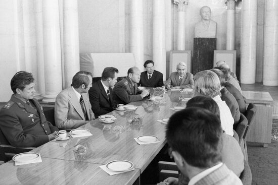 Meeting of Soviet and American cosmonauts
