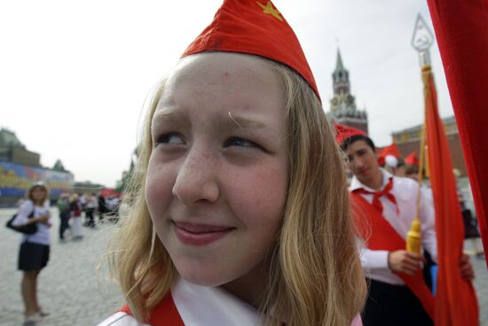 Young Pioneer induction ceremony held at Moscow's Red Square