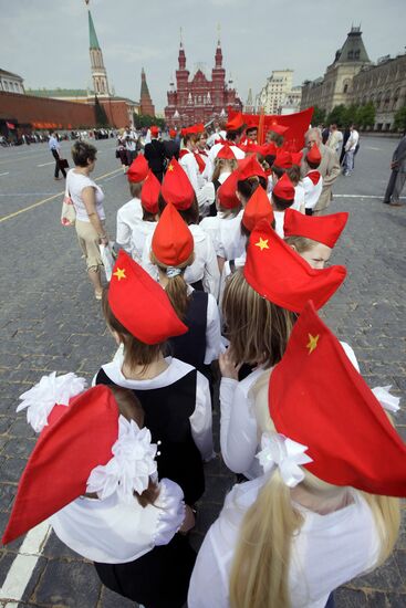 Young Pioneer induction ceremony held at Moscow's Red Square