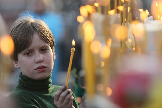 People gather to mourn Raspadskaya mine victims
