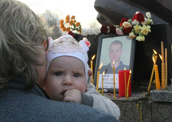 People gather to mourn Raspadskaya mine victims