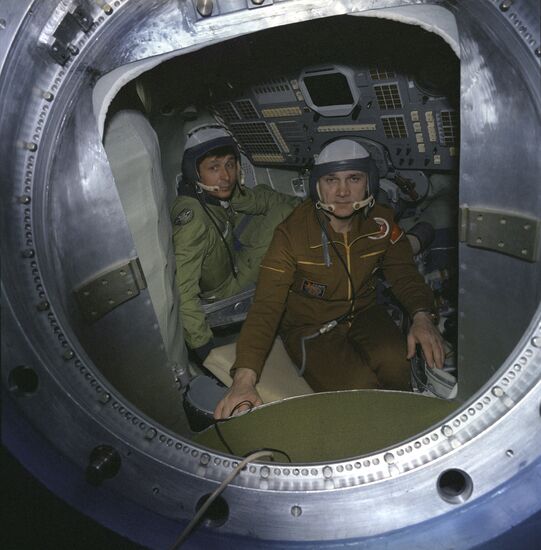 Pilot-cosmonauts Viktor Savinykh and Vladimir Dzhanibekov