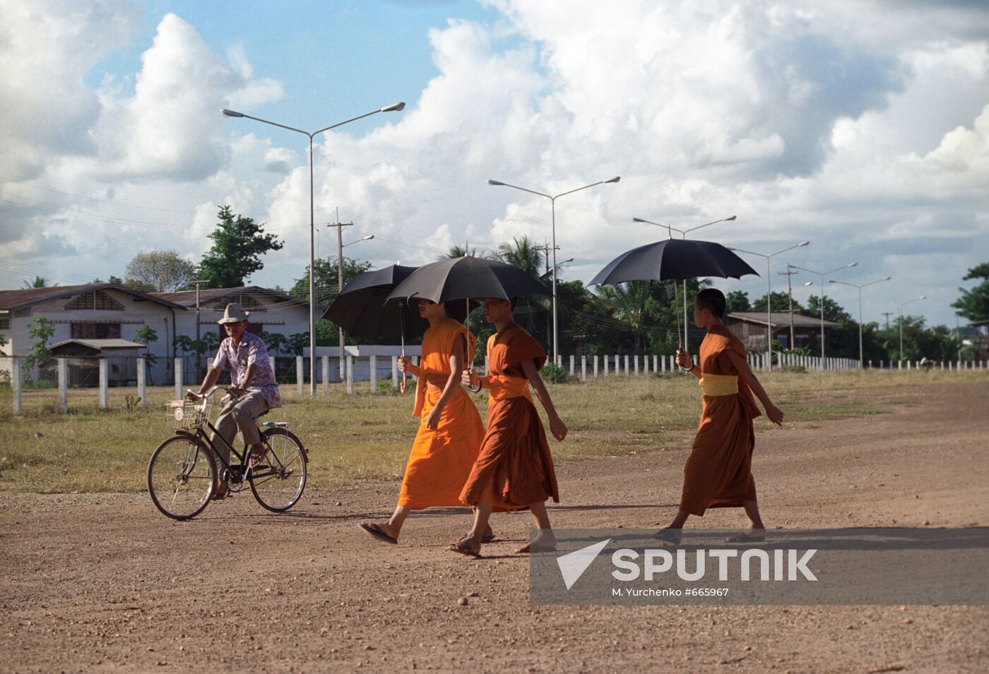 Buddhist bonze monks