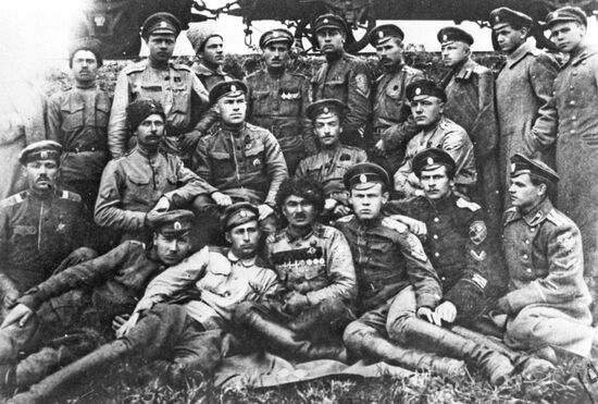HQ platoon of Kornilov Shock Regiment