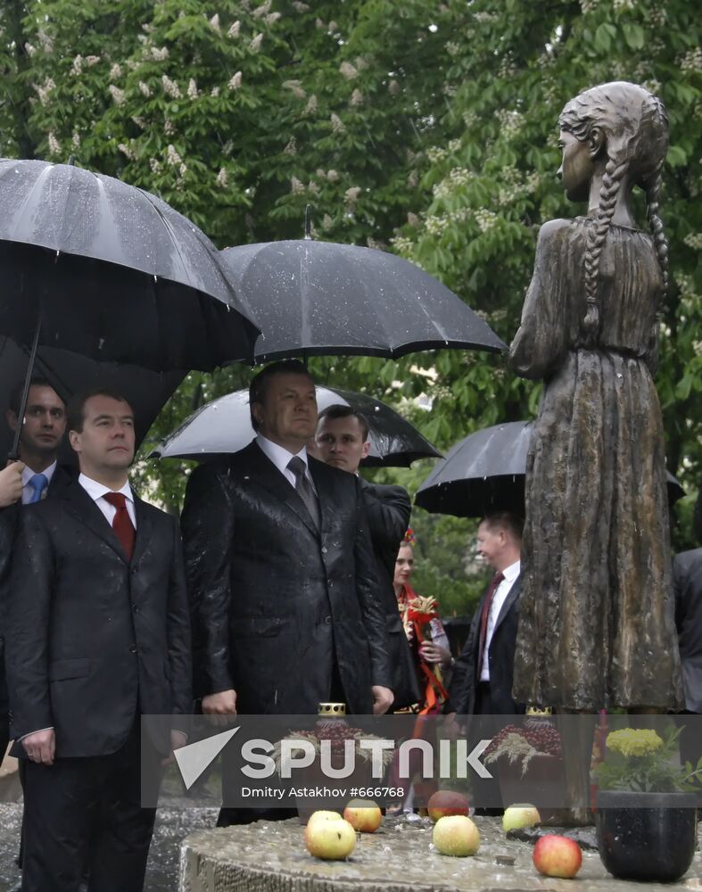 Dmitry Medvedev visits Ukraine