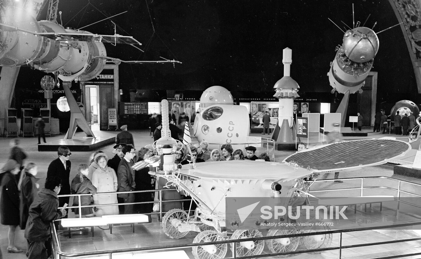 Lunokhod 1 Model