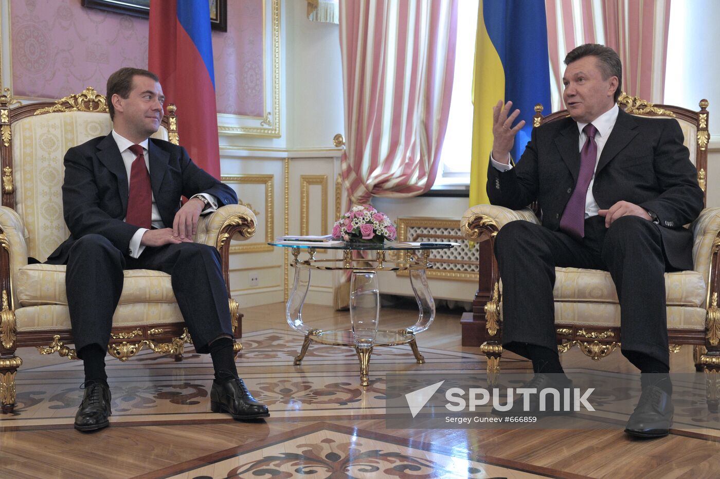 Dmitry Medvedev visits Ukraine
