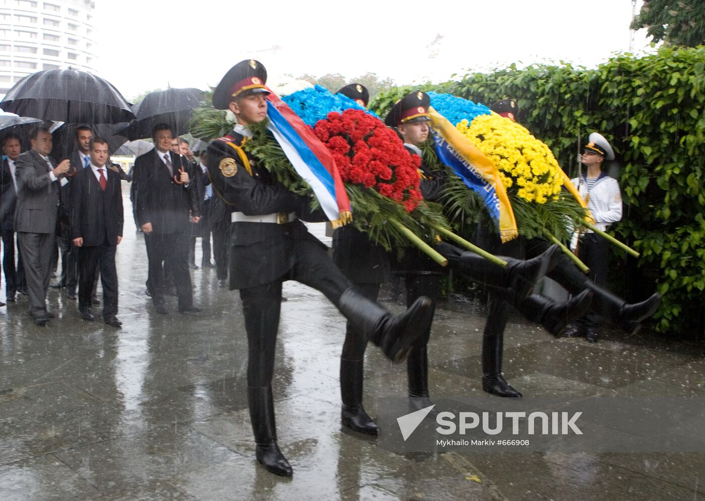 Dmitry Medvedev visits Ukraine