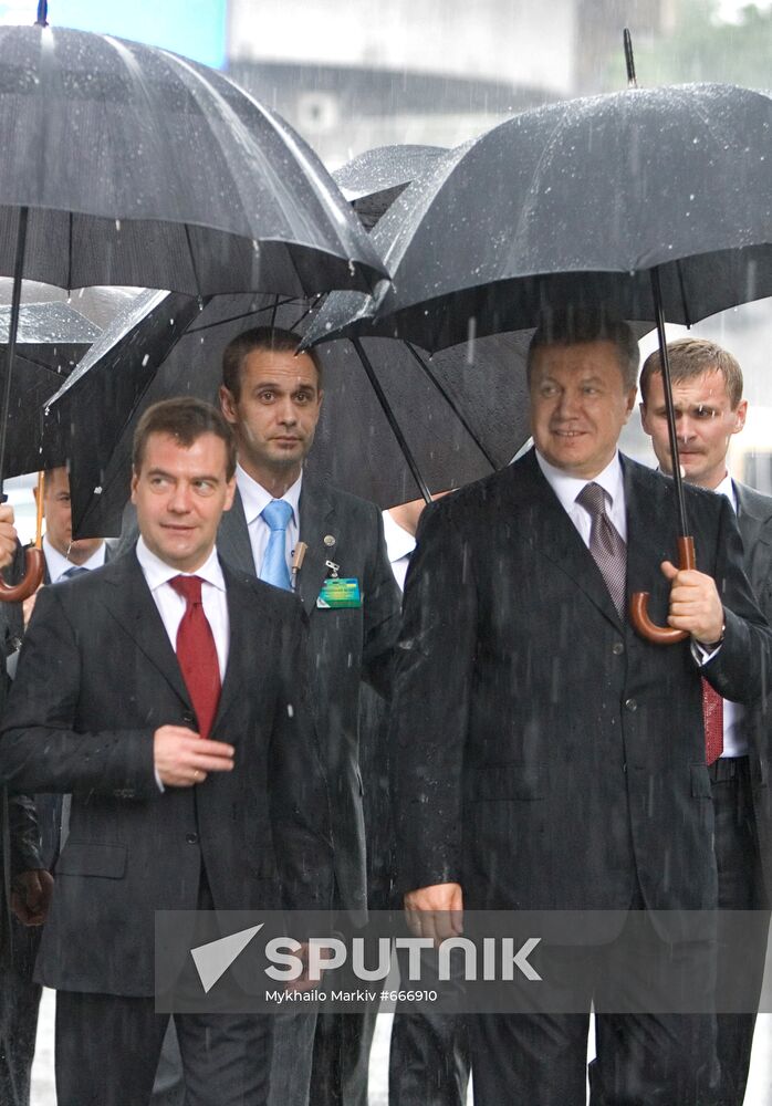 Dmitry Medvedev visits Ukraine