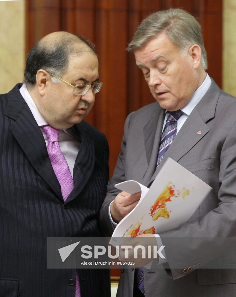 Alisher Usmanov, Vladimir Yakunin