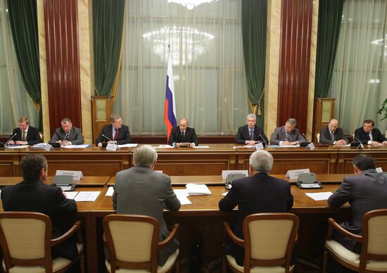 Vladimir Putin meets with heads of RSPP