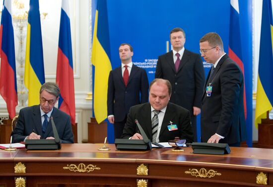 Dmitry Medvedev visits Ukraine