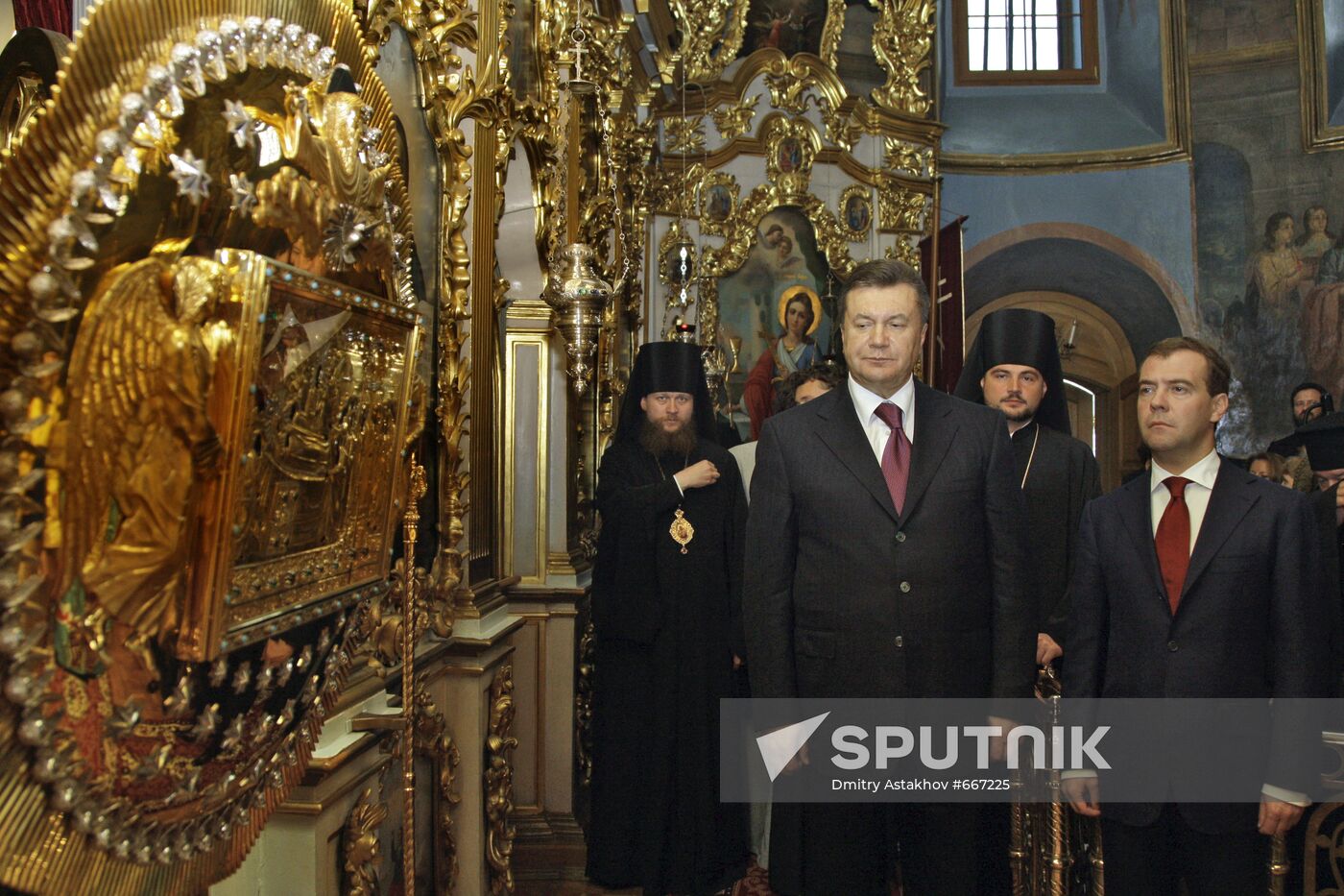 Dmitry Medvedev visits Ukraine