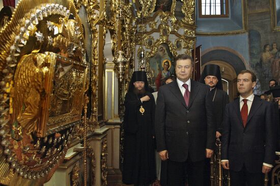 Dmitry Medvedev visits Ukraine