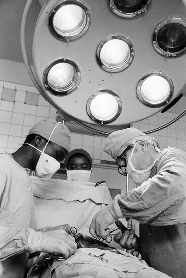 Boris Trukhachev with Congolese colleagues during the operation