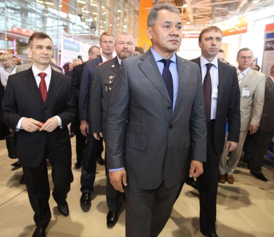 Rashid Nurgaliyev and Sergei Shoigu