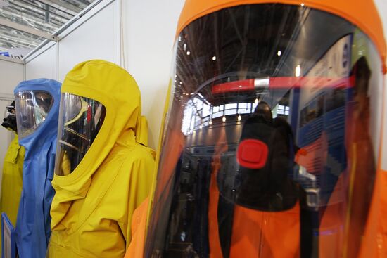 TASK-M light heat-resistant chemical protective suit