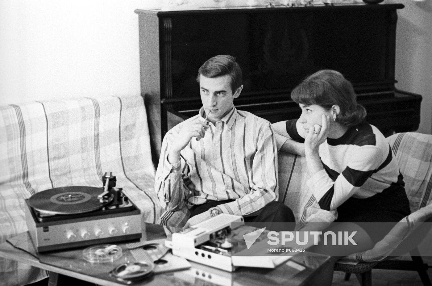 Figure Skaters Lyudmila Pakhomova and Alexander Gorshkov