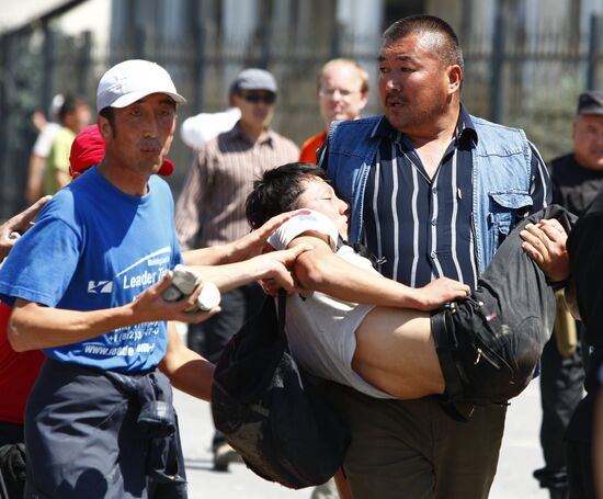 New clashes hit Kyrgyzstan