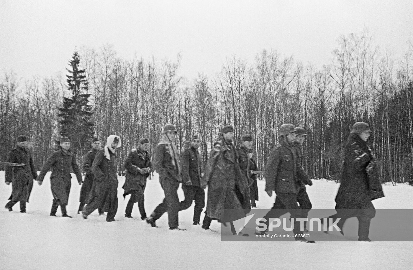 German prisoners outside Moscow