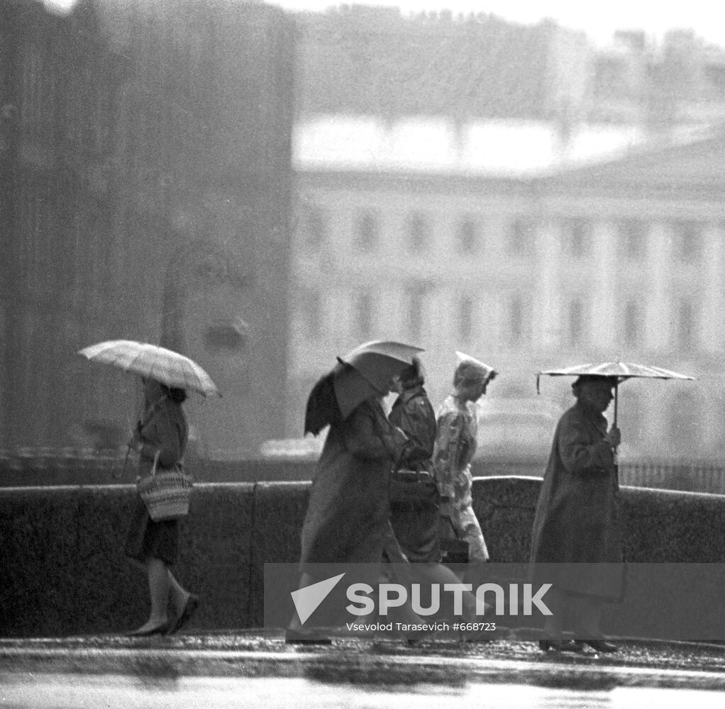 Rain in Leningrad