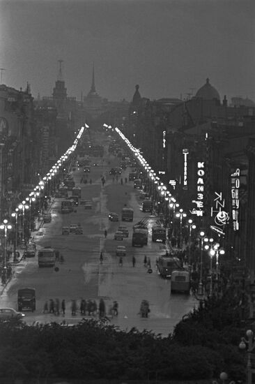 Nevsky Avenue at night