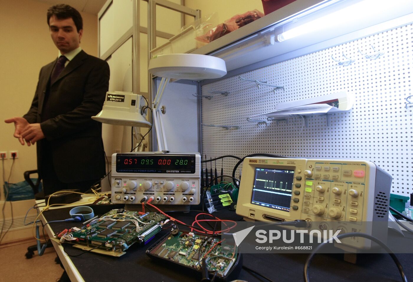 IAC reveals Tu-154 cockpit voice recorder deciphering process