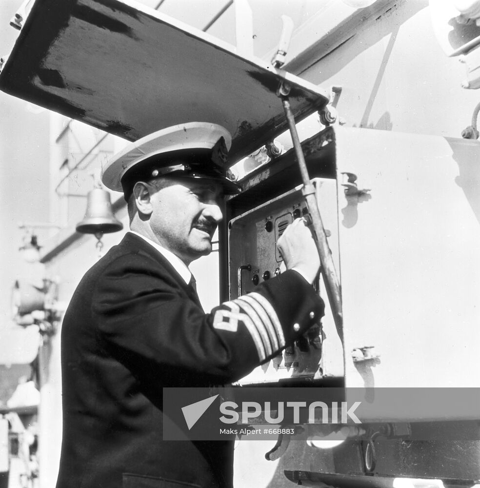Yuri Kuchiyev, captain of nuclear ice-breaker "Lenin"