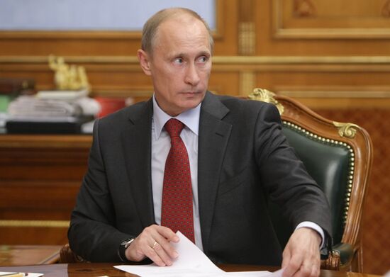Vladimir Putin chairs meeting at Russian Government House