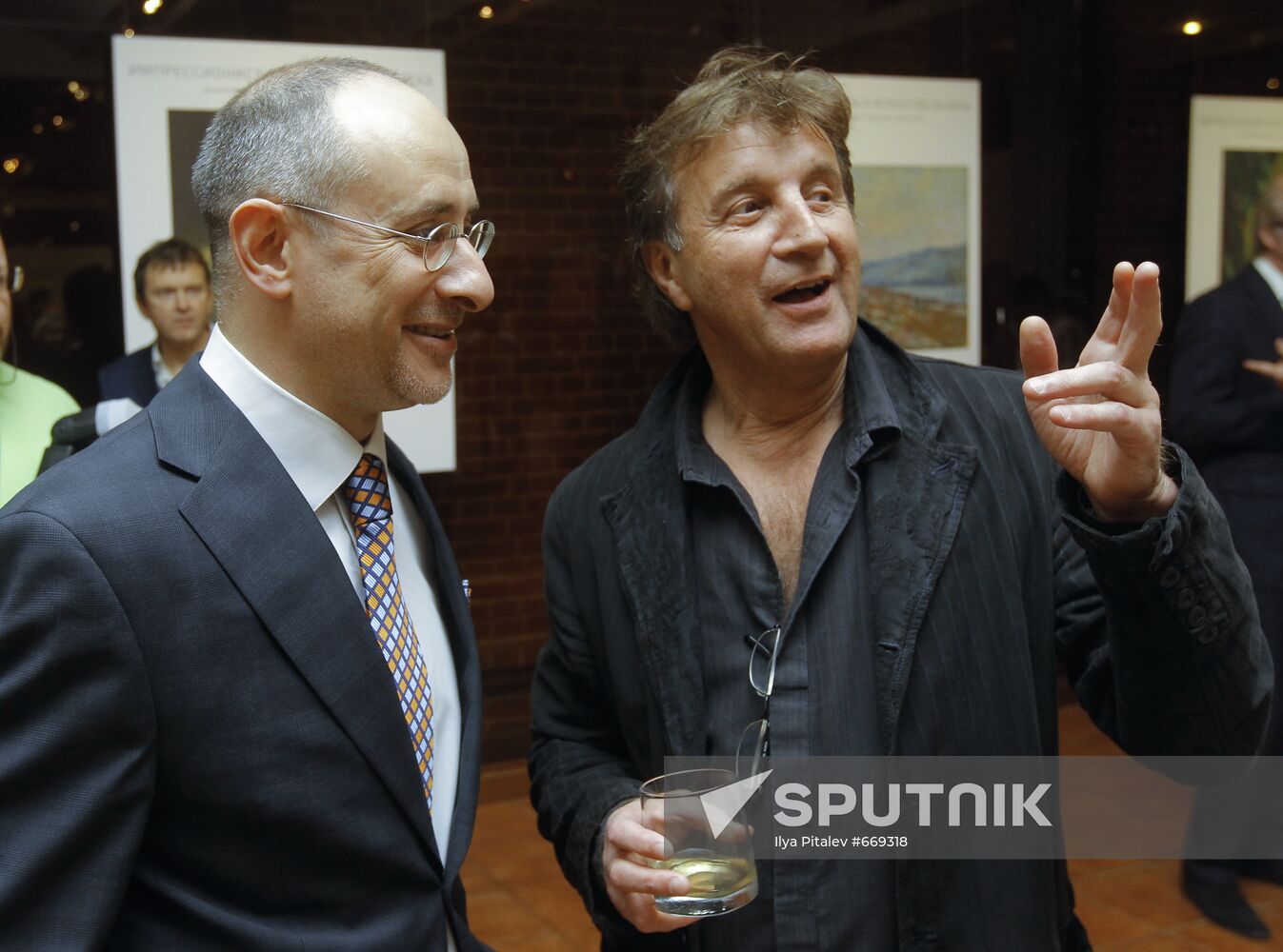 Mikhail Kamensky and Leonid Yarmolnik