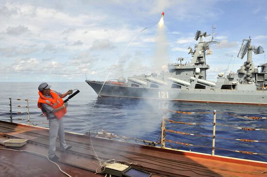 Long-distance voyage of Pyotr Veliky nuclear-powered cruiser