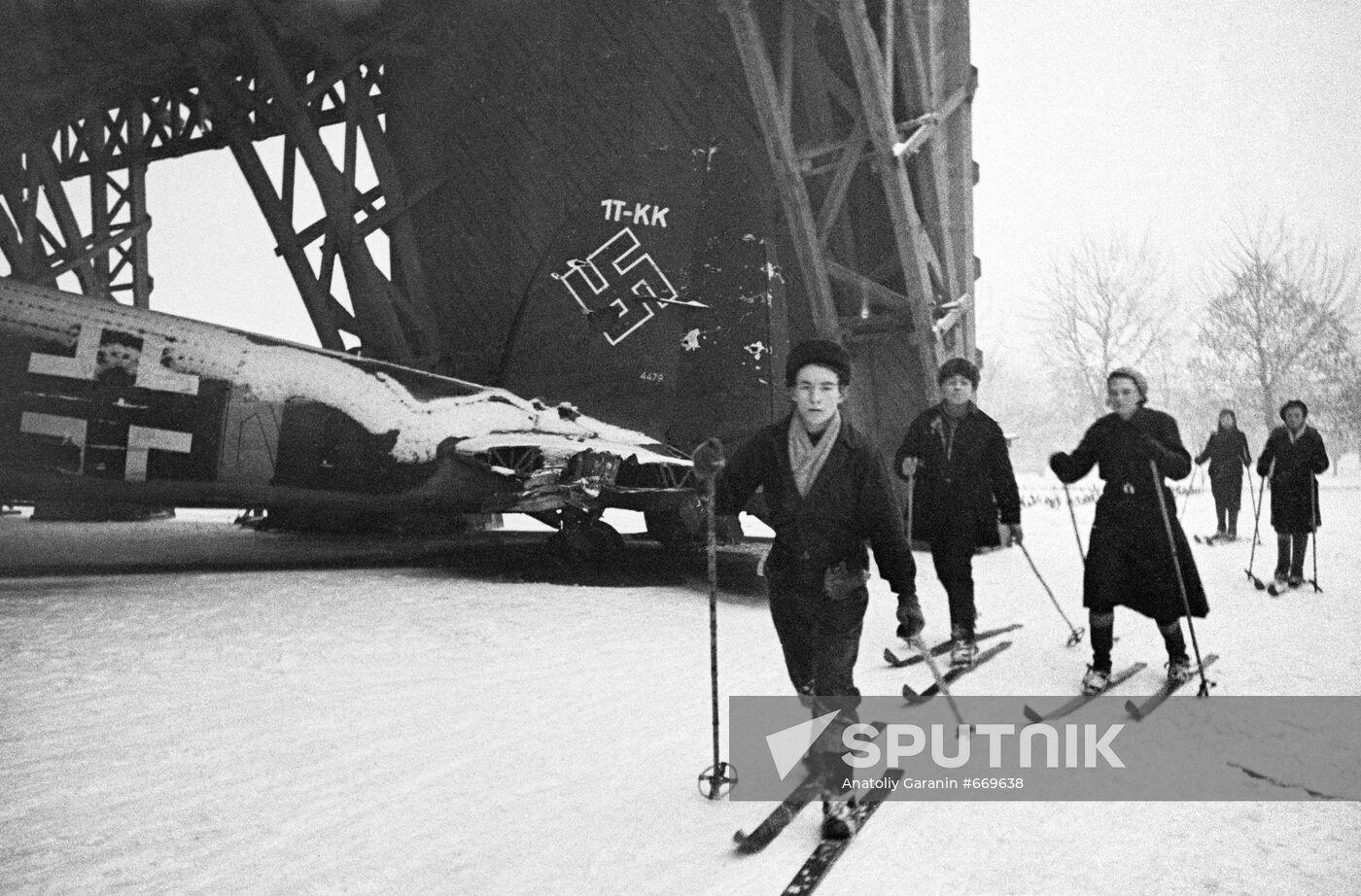 Wartime city life: Moscow in October - December 1941