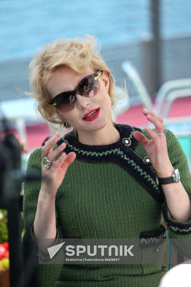 Renata Litvinova in Cannes