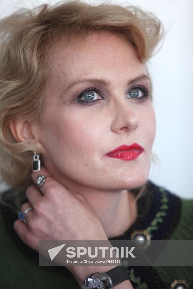Renata Litvinova in Cannes