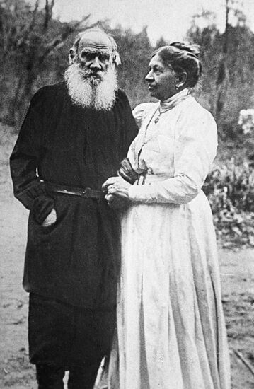 Leo Tolstoy and wife