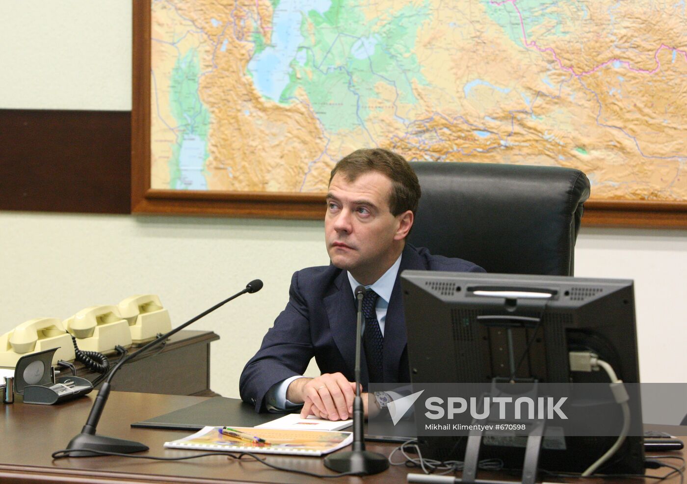 Dmitry Medvedev at Moscow Military District headquarters