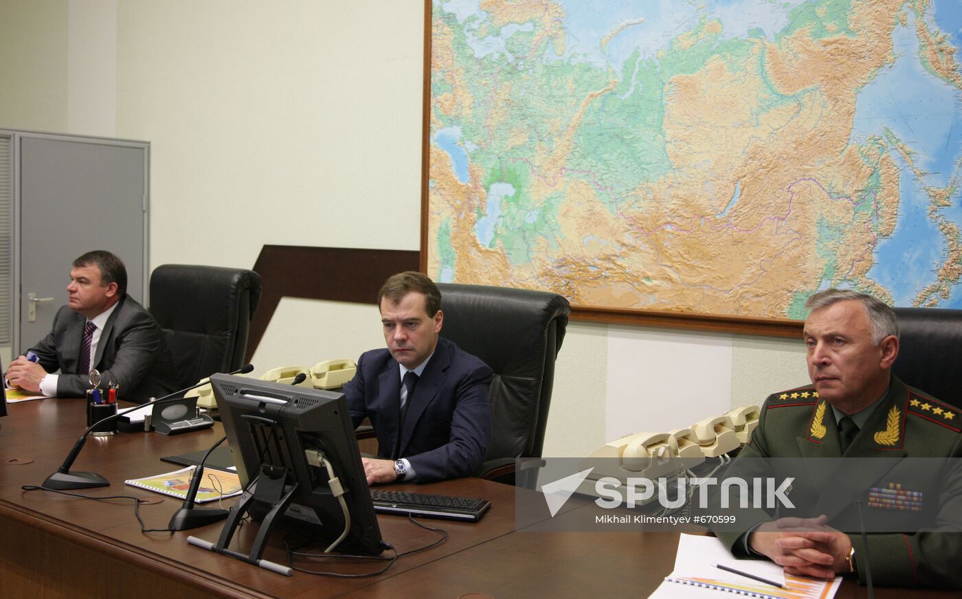 Dmitry Medvedev at Moscow Military District headquarters