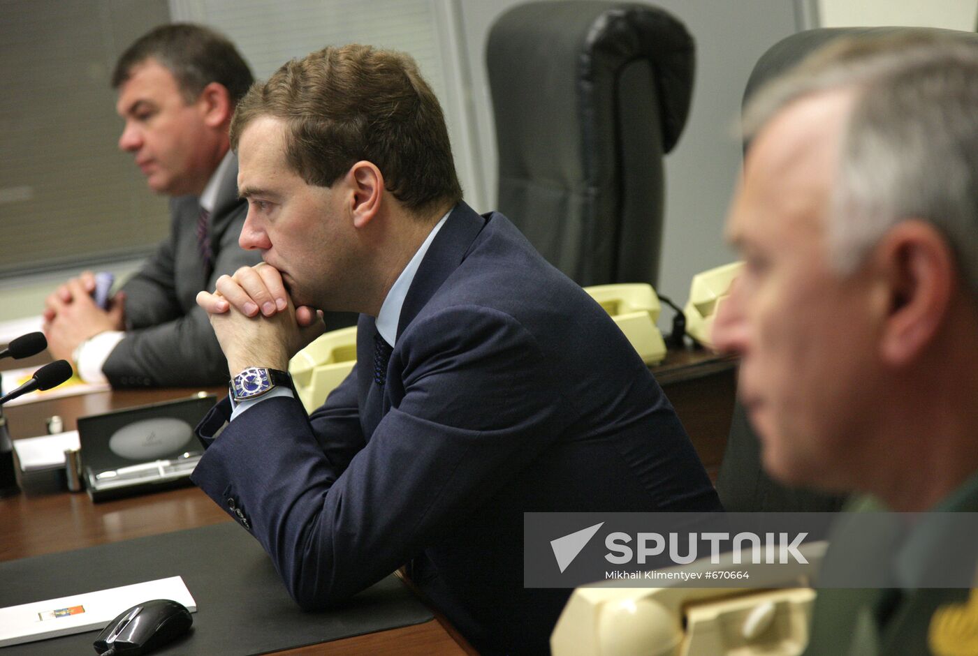 Dmitry Medvedev visits Moscow Military District headquarters