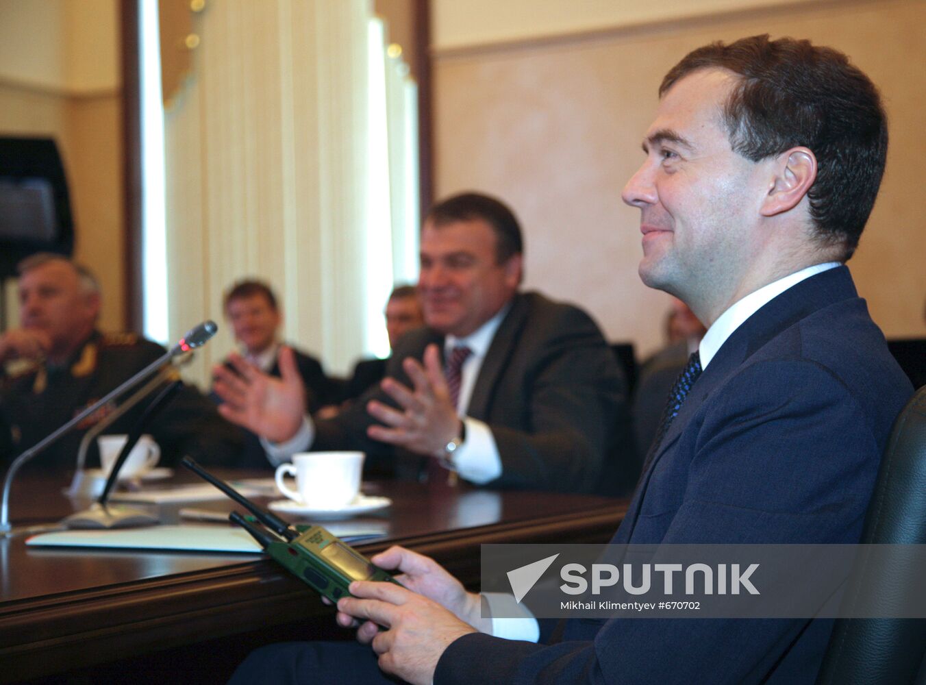 Dmitry Medvedev visits Moscow Military District headquarters