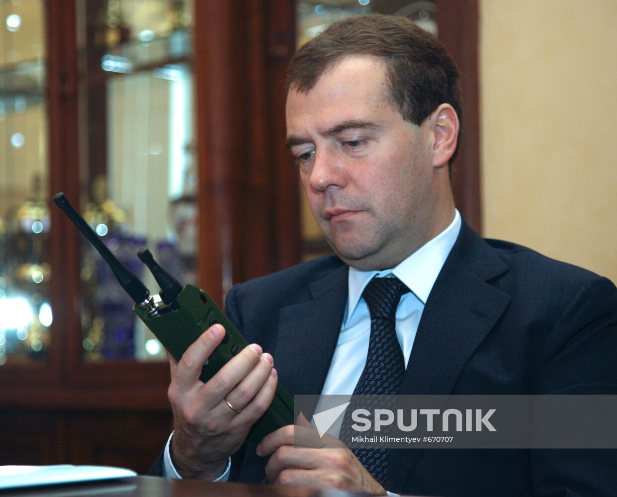 Dmitry Medvedev visits Moscow Military District headquarters