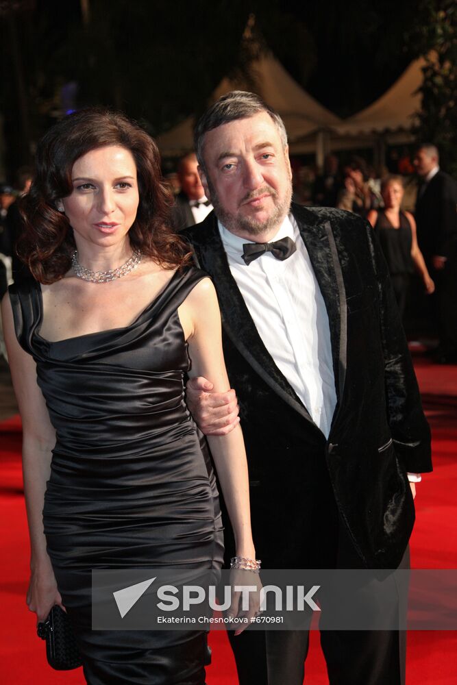 Alisa Khazanova and Pavel Lungin