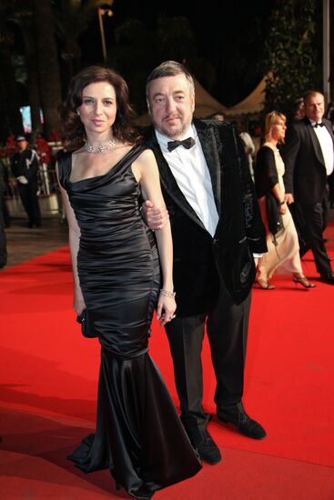 Alisa Khazanova and Pavel Lungin