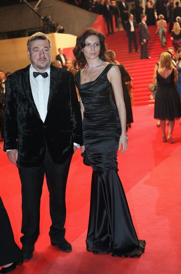 Alisa Khazanova and Pavel Lungin
