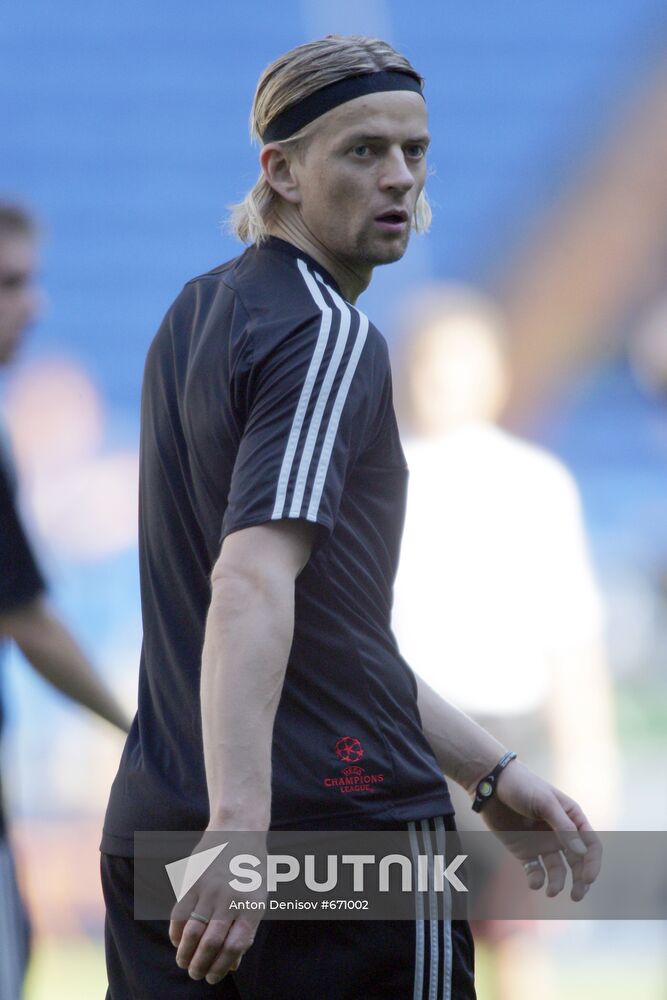 FC Bayern Munich holds open training session