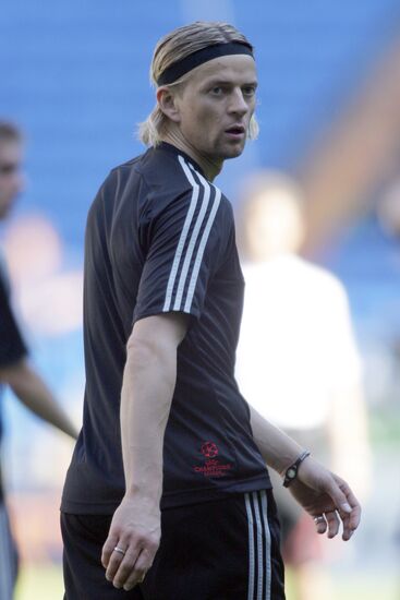 FC Bayern Munich holds open training session
