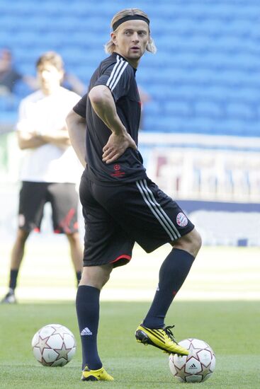 FC Bayern Munich holds open training session