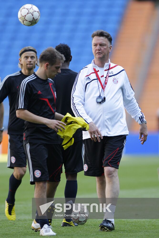 FC Bayern Munich holds open training session
